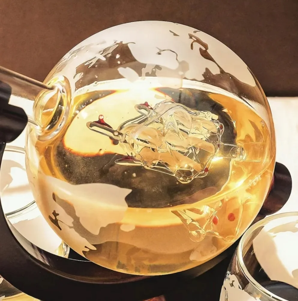 - 3pc Globe Wine Decanter Set